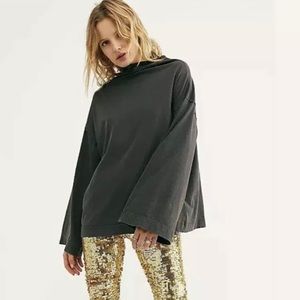 We the Free Super Nova Long Sleeve NWOT